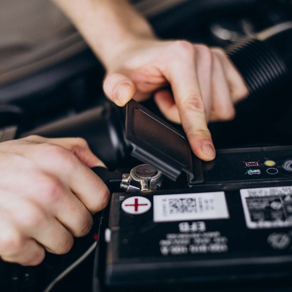 Que pasa si le pongo una bateria mas grande a mi auto